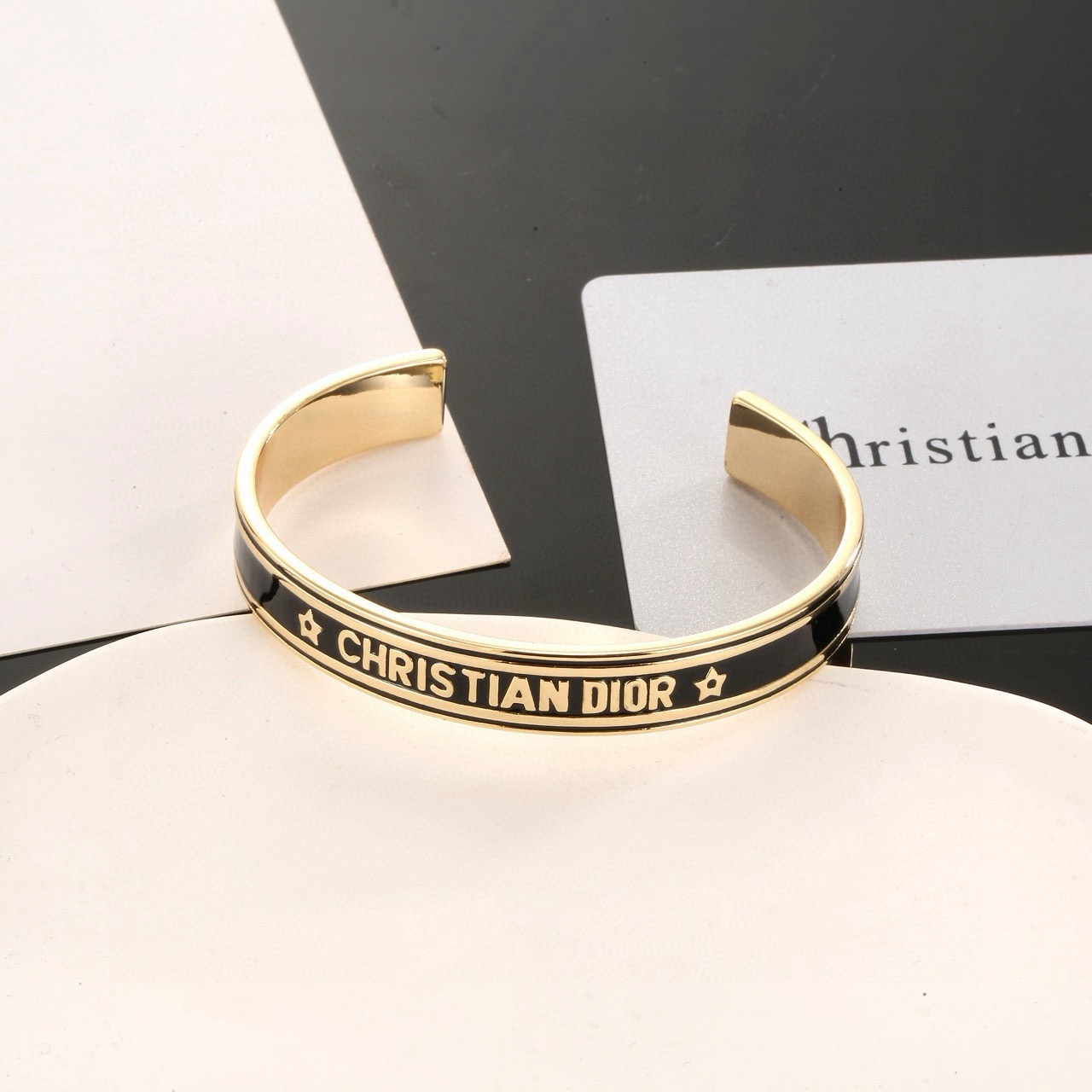 Dior Bracelet - cnluxepick