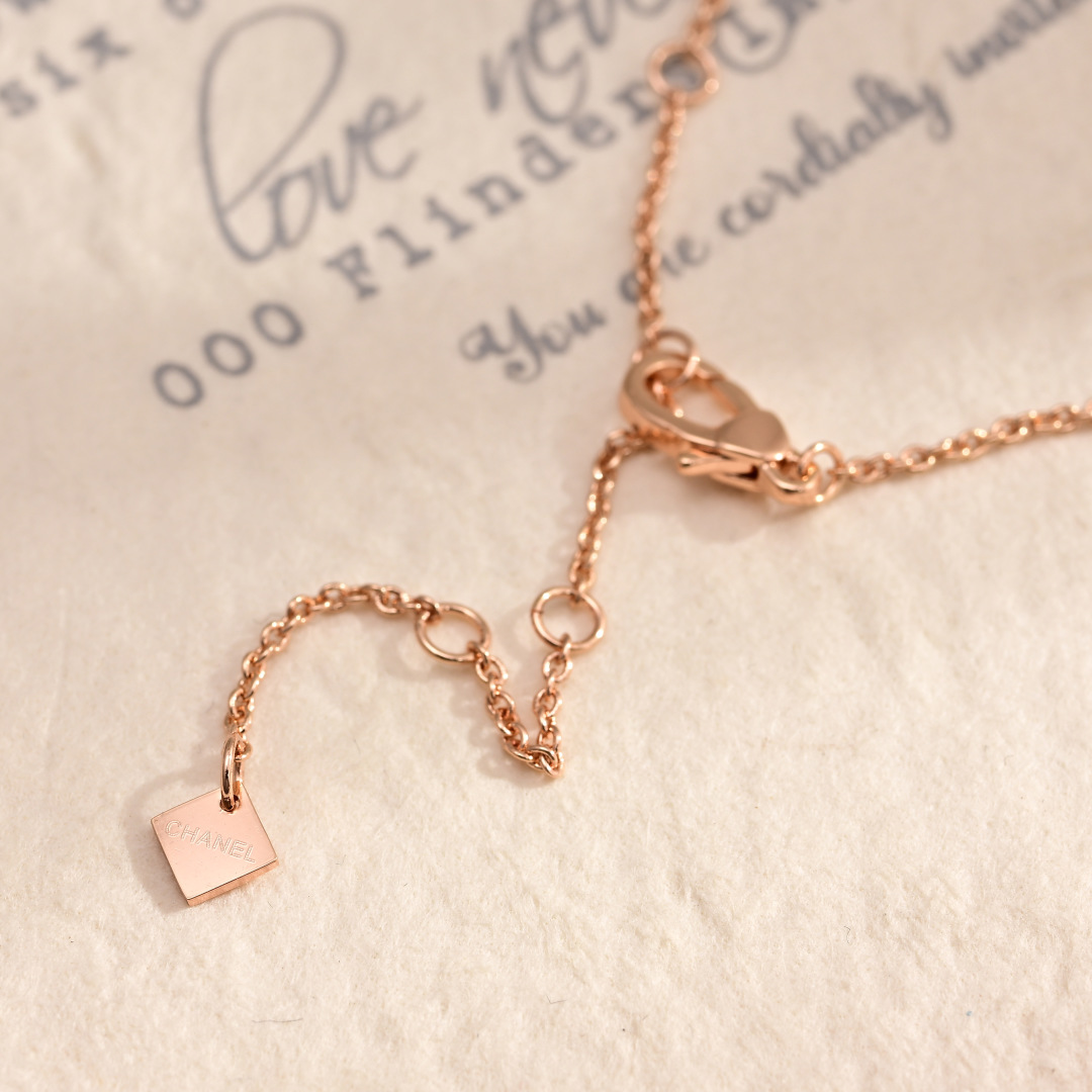 Chanel Crescent Moon Necklace - cnluxepick