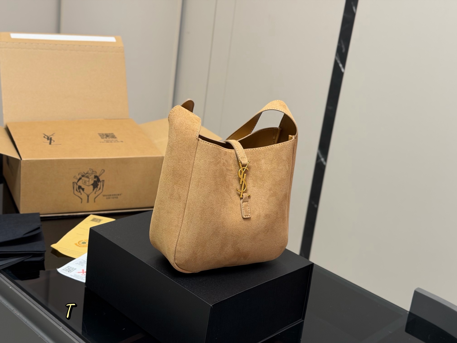 YSL Hobo Bucket Bag - cnluxepick
