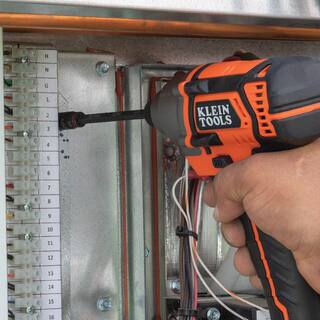 Klein Tools 14-In-1 HVAC Adjustable-Length Screwdriver with Flip Socket 32304