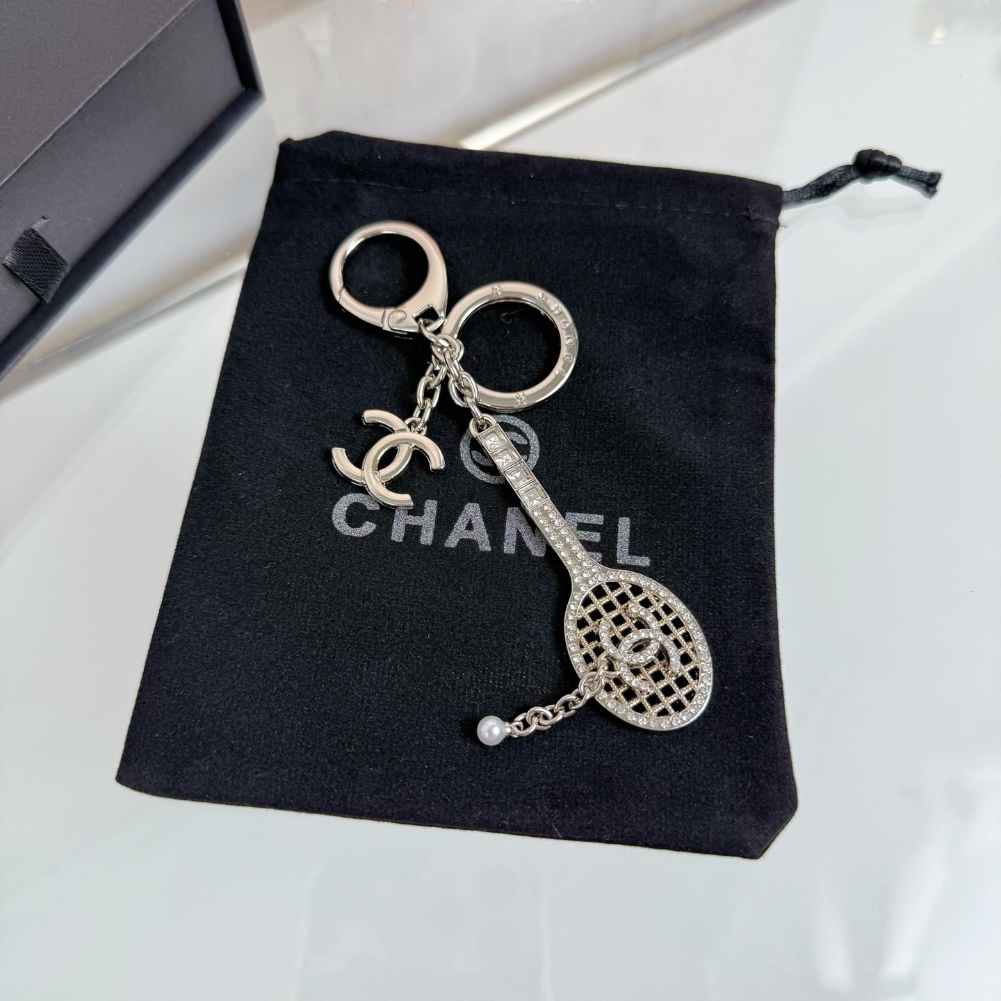 Chanel tennis racket pendant keychain - cnluxepick