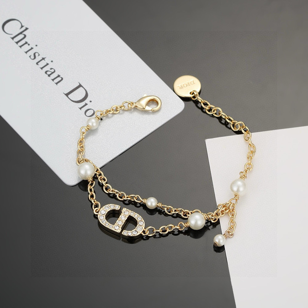 Dior Letter Bracelet - cnluxepick