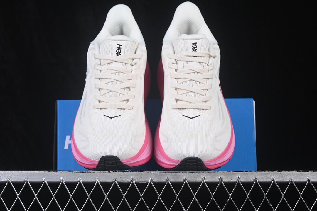 HOKA One One Clifton 10 Running Shoes