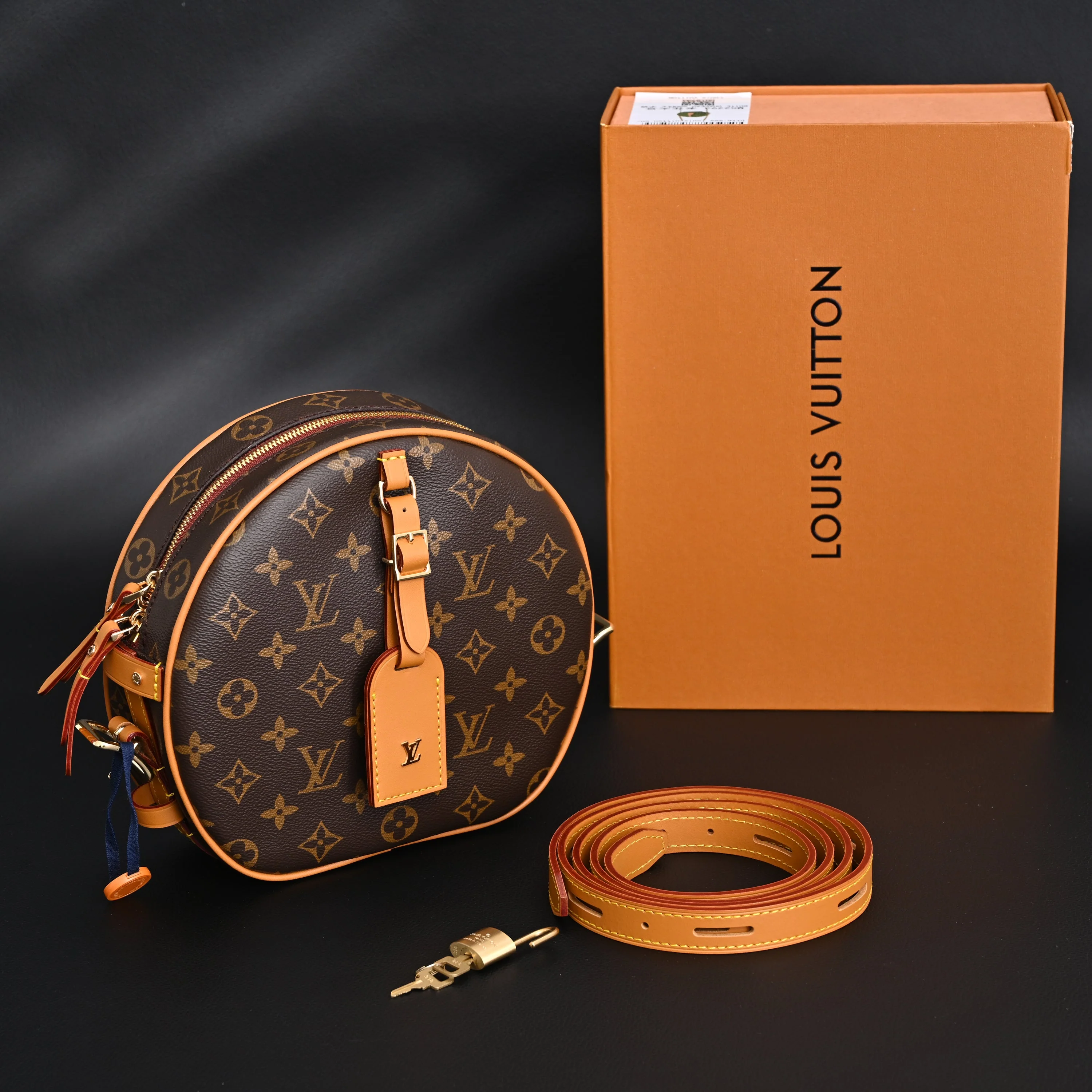 Louis Vuitton Boîte Chapeau Souple MM – Monogram Canvas