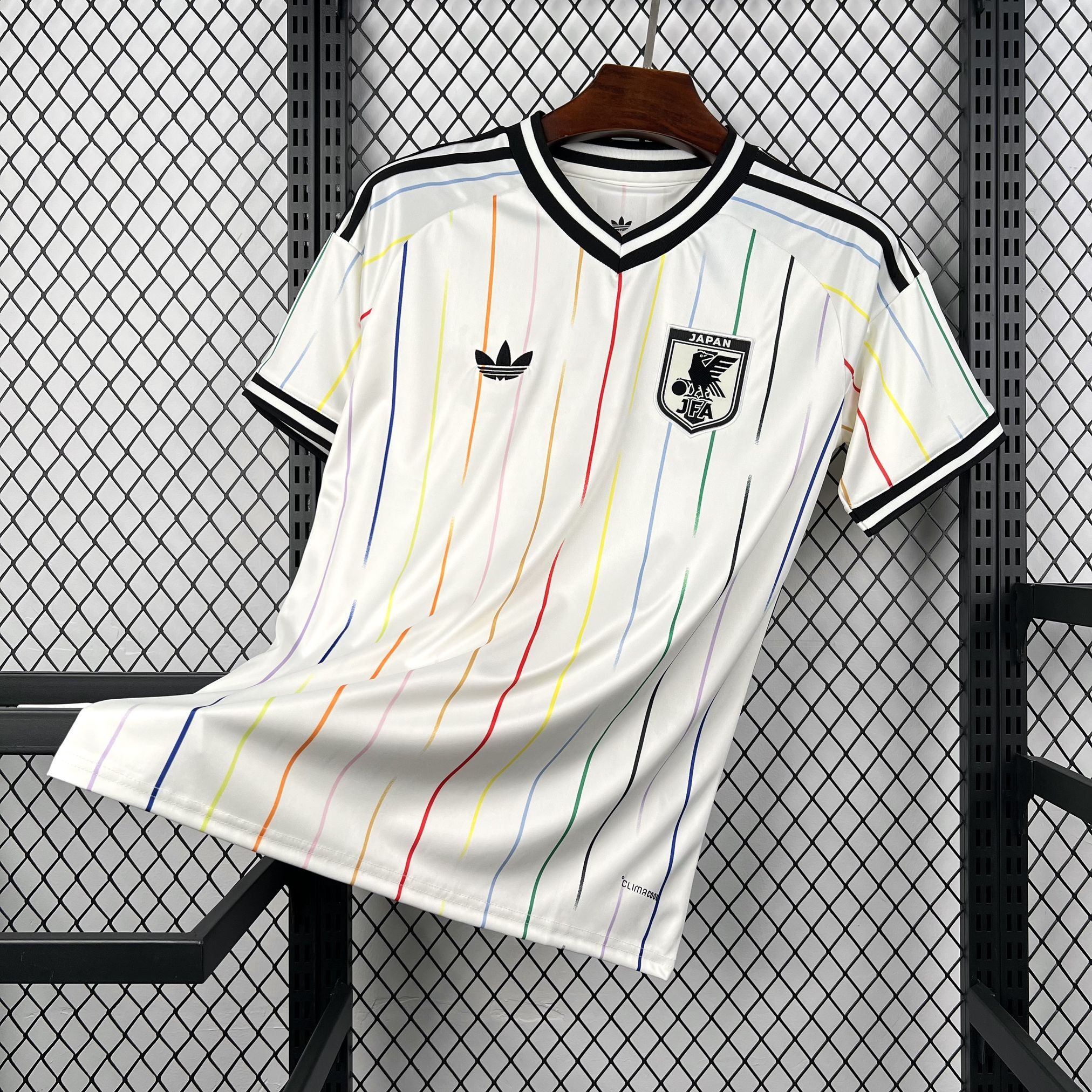 Japon maillot foot 2026 2027 extérieur Coupe Du Monde€14.99