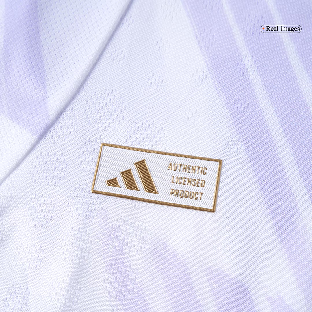 B.FERNANDES #8 Manchester United Away Player Version Jersey 2025/26