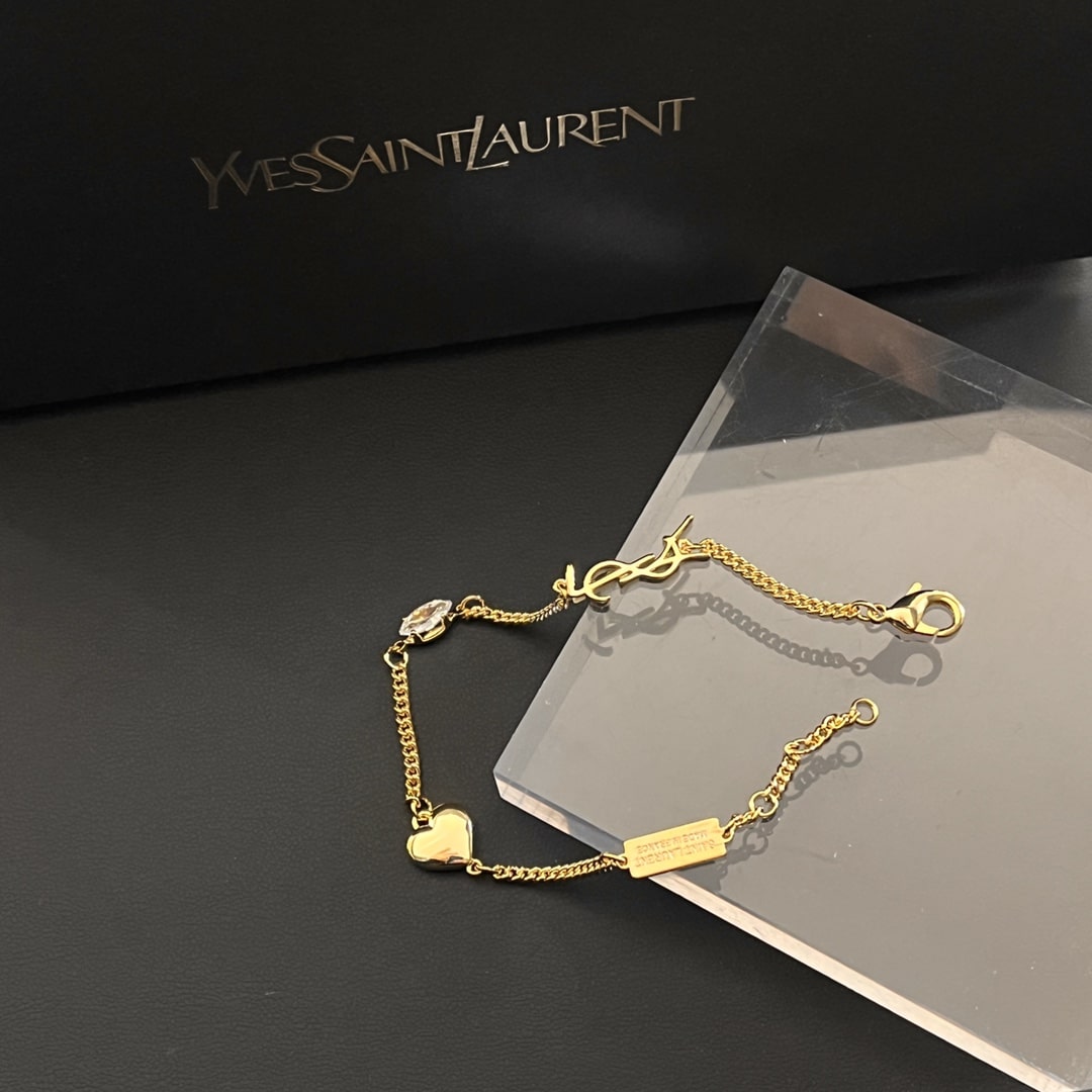 Saint Laurent Cassandre Heart Charm Bracelet Gold 701950Y15269137