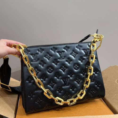 Louis Vuitton Coussin PM Black 10.2 Inches M21260
