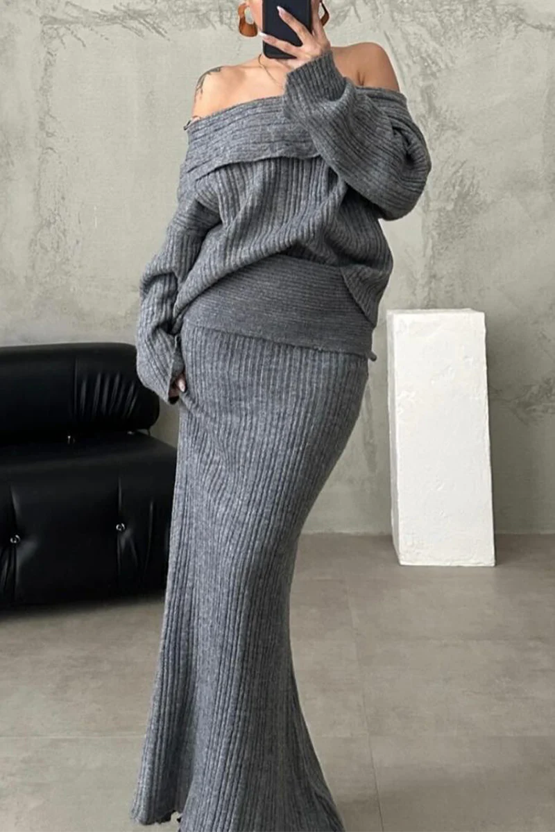 Off Shoulder Ribbed Knit Maxi Dress SetClistos