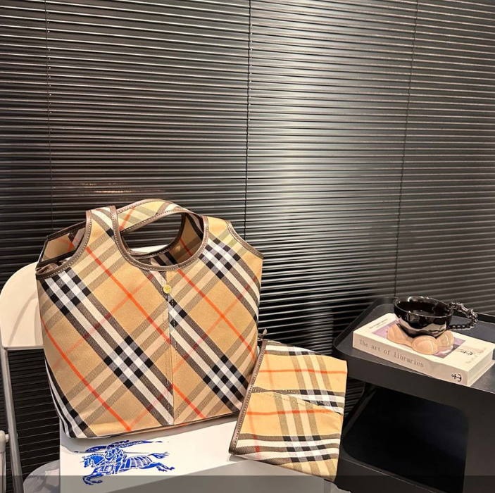 Burberry - cnluxepick