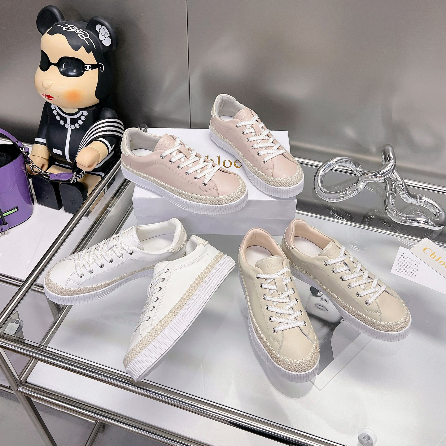 Chloe nama Low cut Thick soled sports shoes - cnluxepick