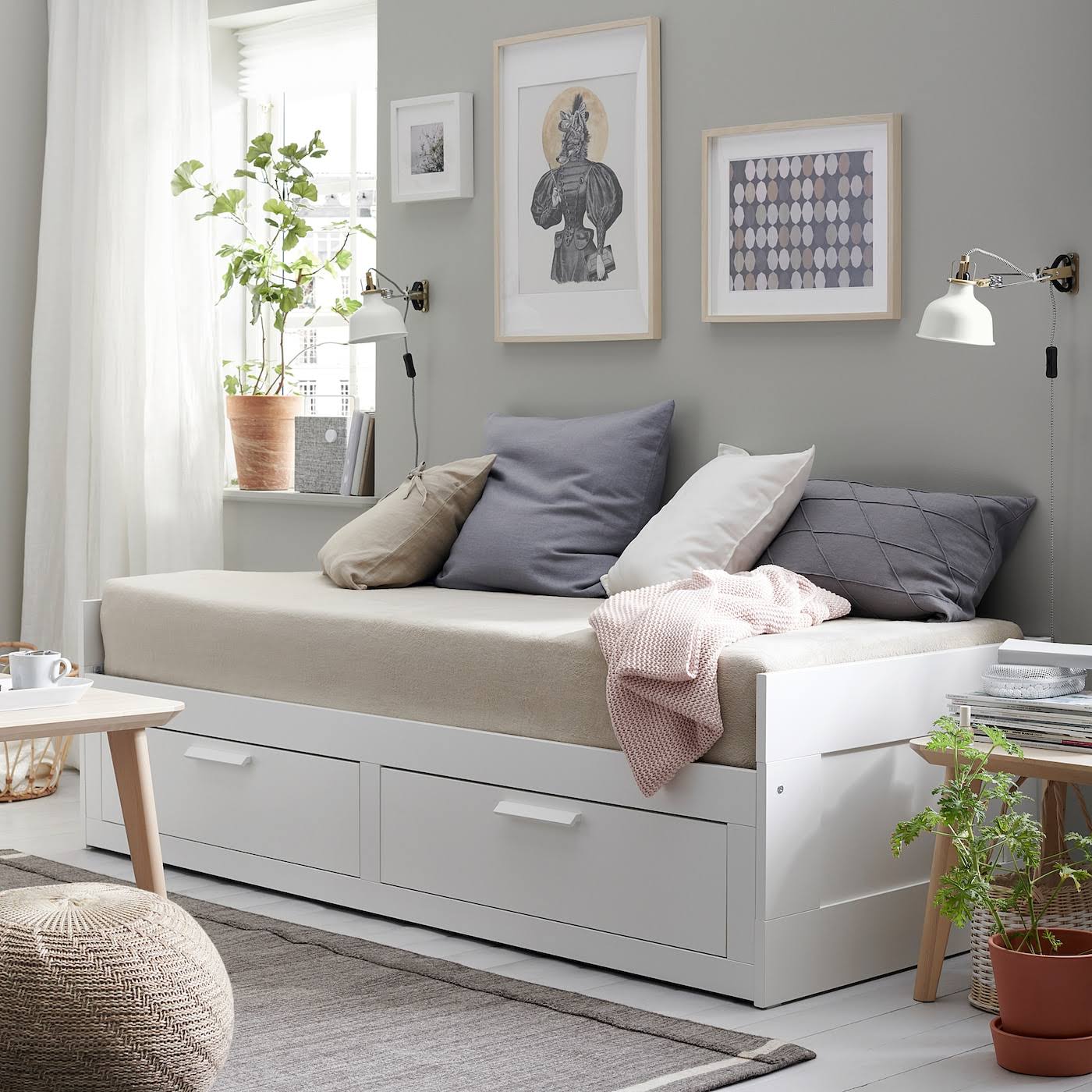 IKEA - BRIMNES Daybed Frame with 2 Drawers, White, Twin