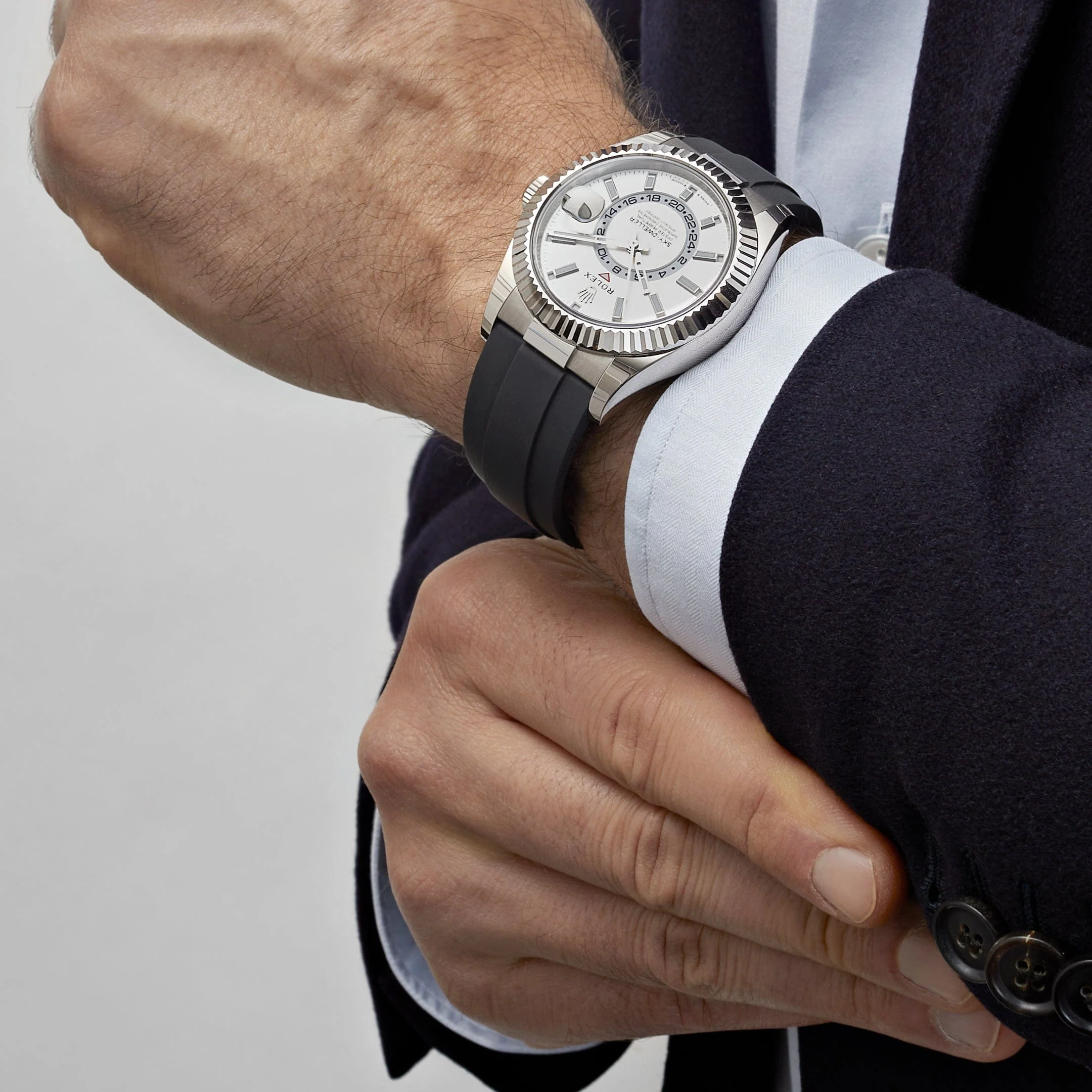 Rolex Sky-Dweller 336239 White Gold White Dial Oysterflex (2026)