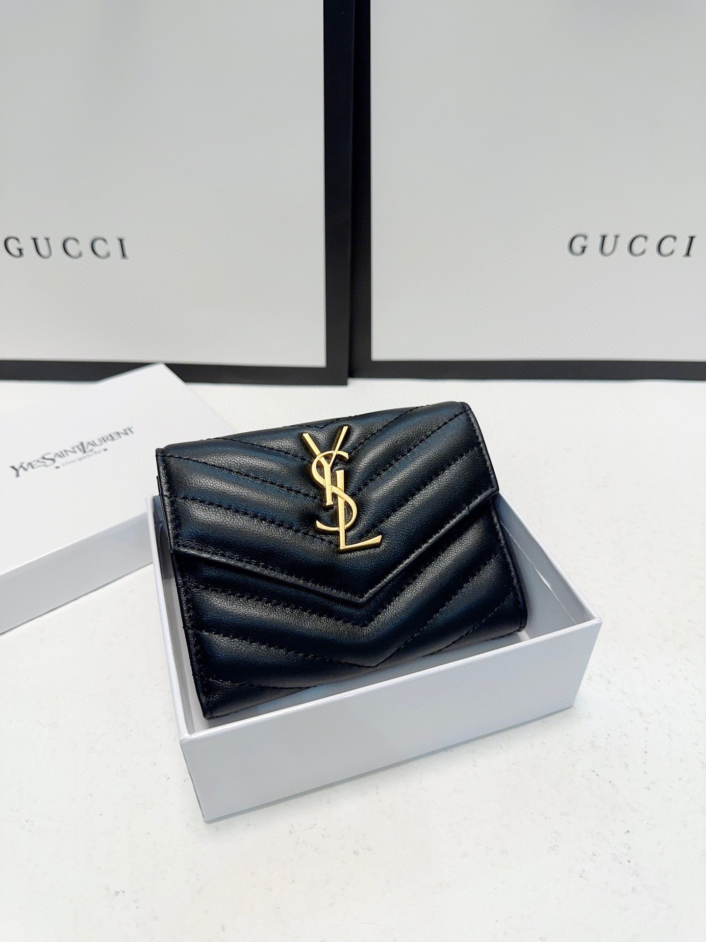 YSL's best-selling calfskin mini wallet - cnluxepick