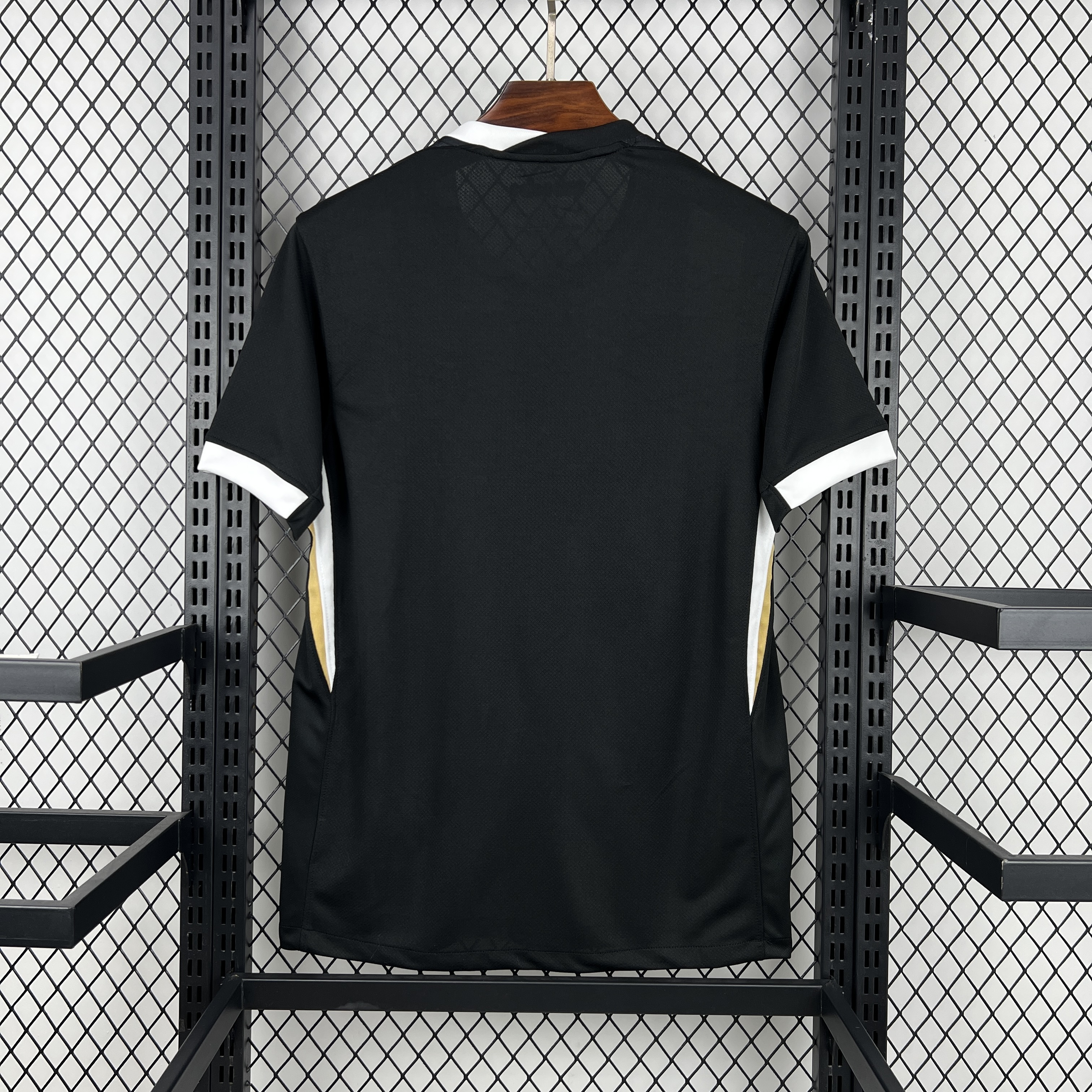 Atletico Mineiro maillot foot 2026 2027 Domicile Coupe Du Monde€14.99