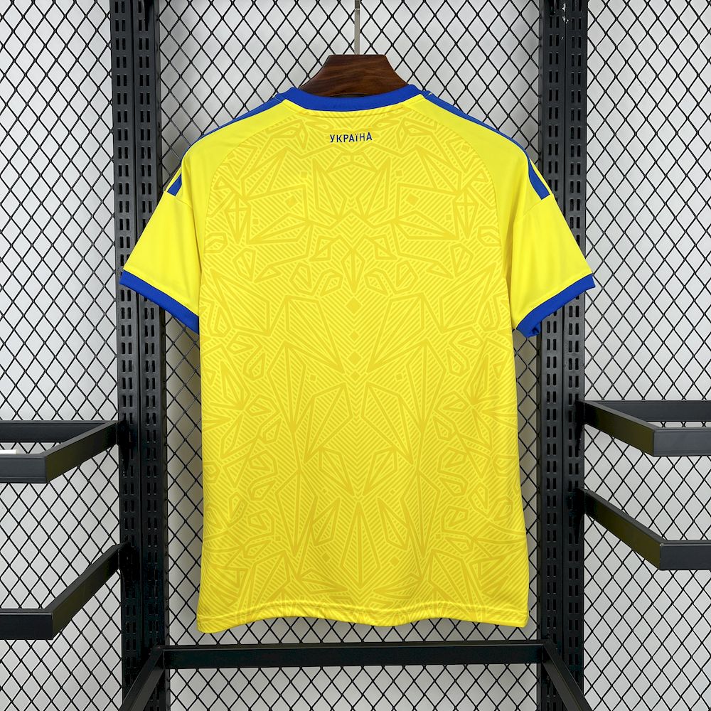 Ukraine maillot foot 2026 2027€14.99
