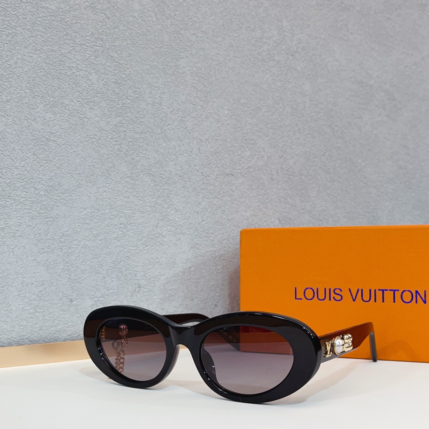 Lunettes de soleil ovales LV Charm - cnluxepick