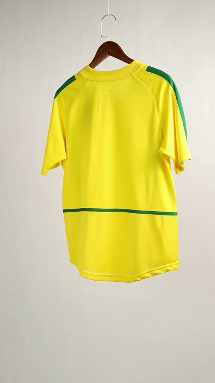 Retro Soccer Jersey Brazil Home 2002/03