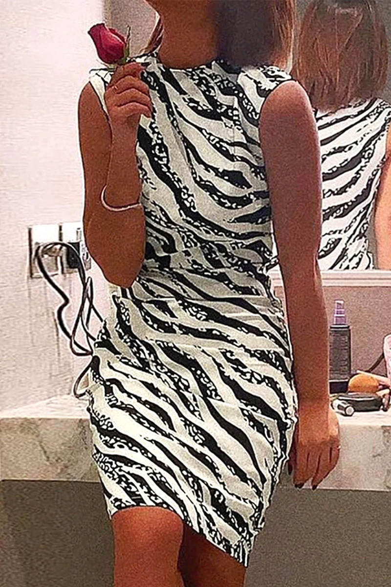 Striped Mock Neck Bodycon Midi DressClistos