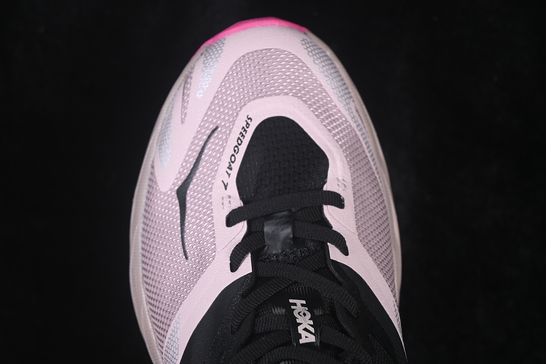 HOKA One One Speedgoat 7