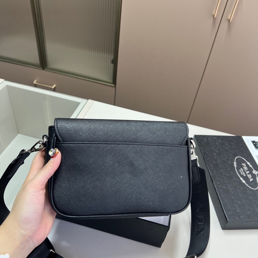 Prada Saffiano Leather Shoulder Bag 22Cm