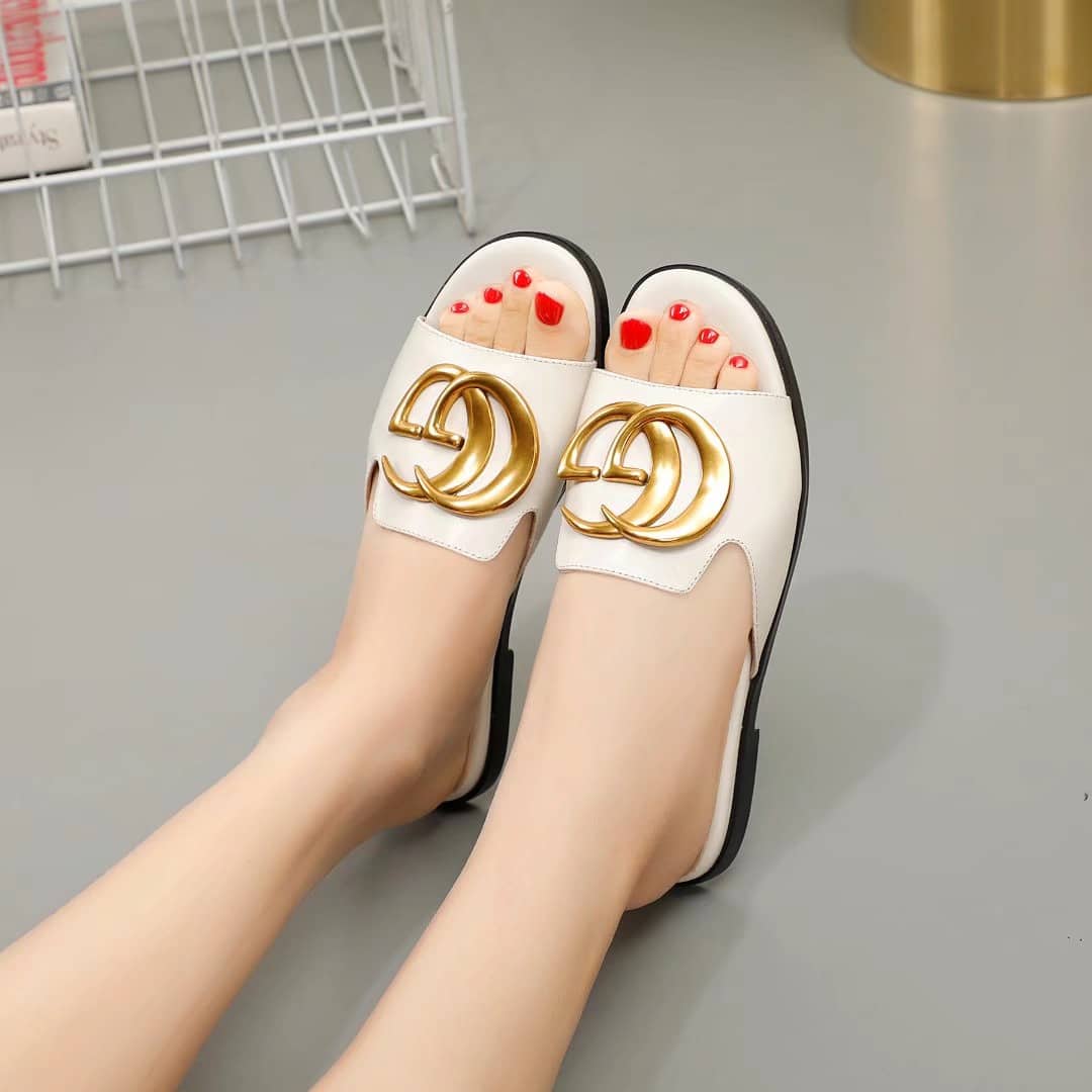 Gucci Princetown Gg Slippers Leather White