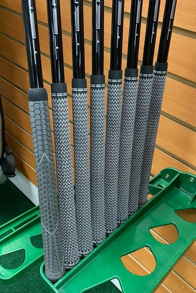 titleist-IRON SET 4-PW + 48* GAP GRAPHITE TENSEI RED REGULAR FLEX GOLF CLUB