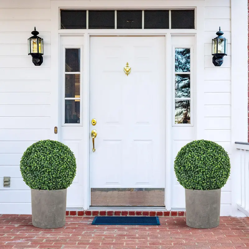 Set of Two 16-Inch Faux Boxwood Topiaries – Compact Round Hedge Balls for Weddings & Home Styling