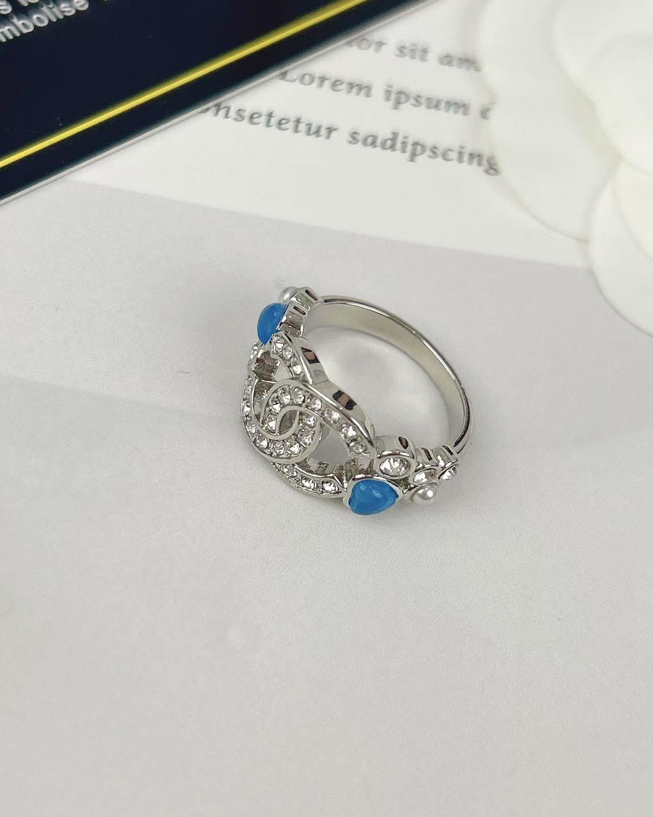Chanel blue zircon heart full diamond double c ring - cnluxepick