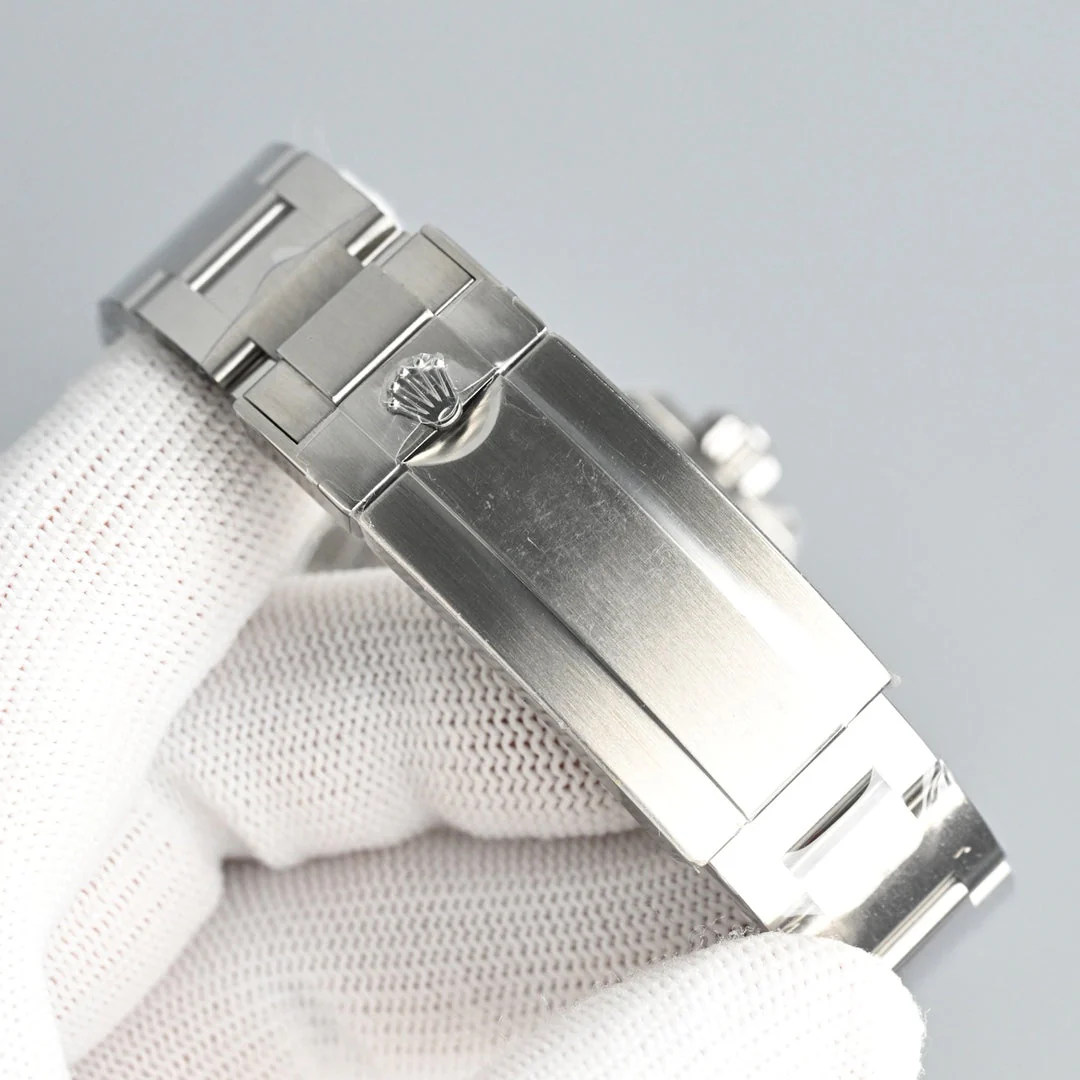 Rolex Submariner 41mm Silver Blue Black Dial