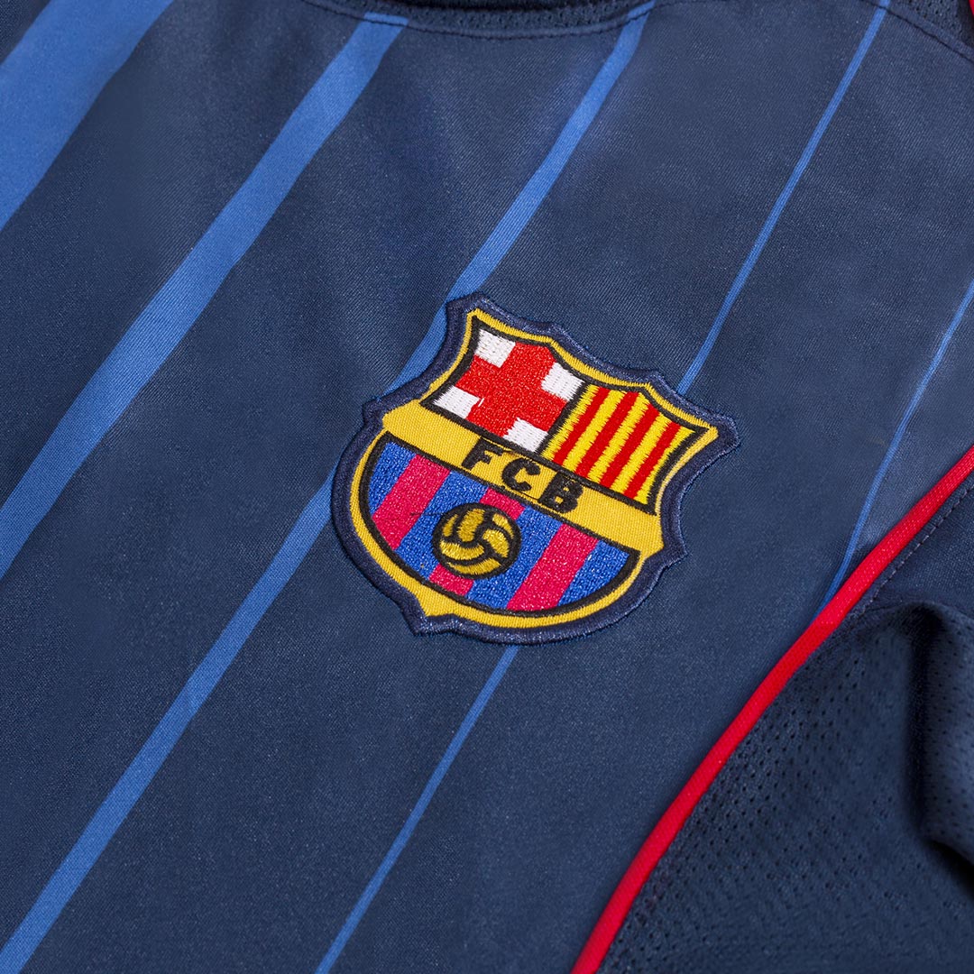 Retro Soccer Jersey Barcelona Away 2004/05