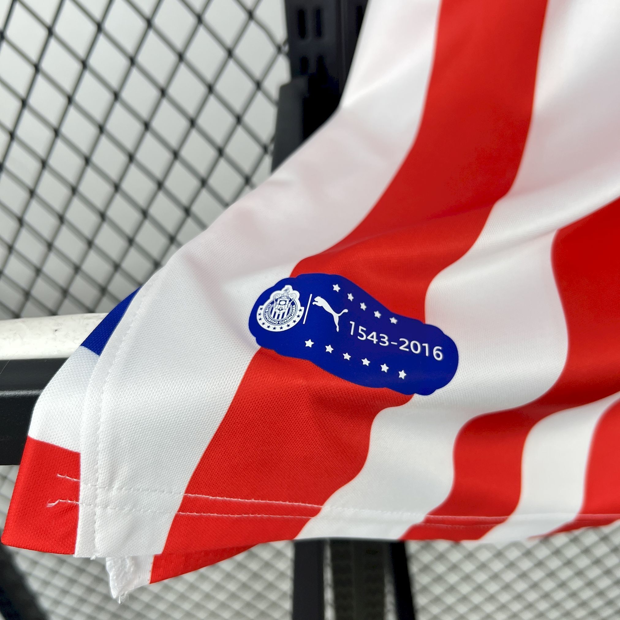 Retro Chivas 2017/18 110th Anniversary Jeresy