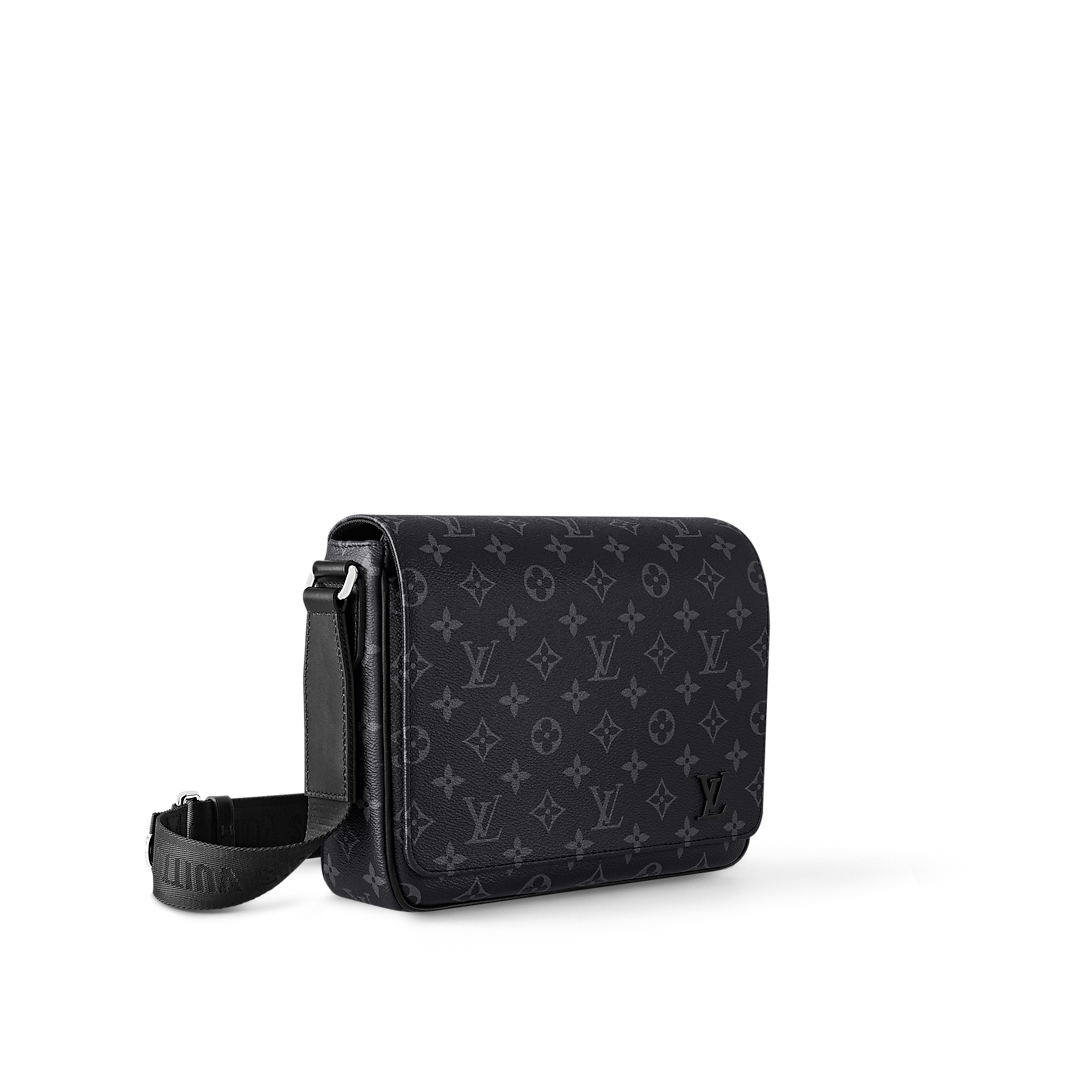 Louis Vuitton District Pm Bag Monogram Black 26Cm M46255