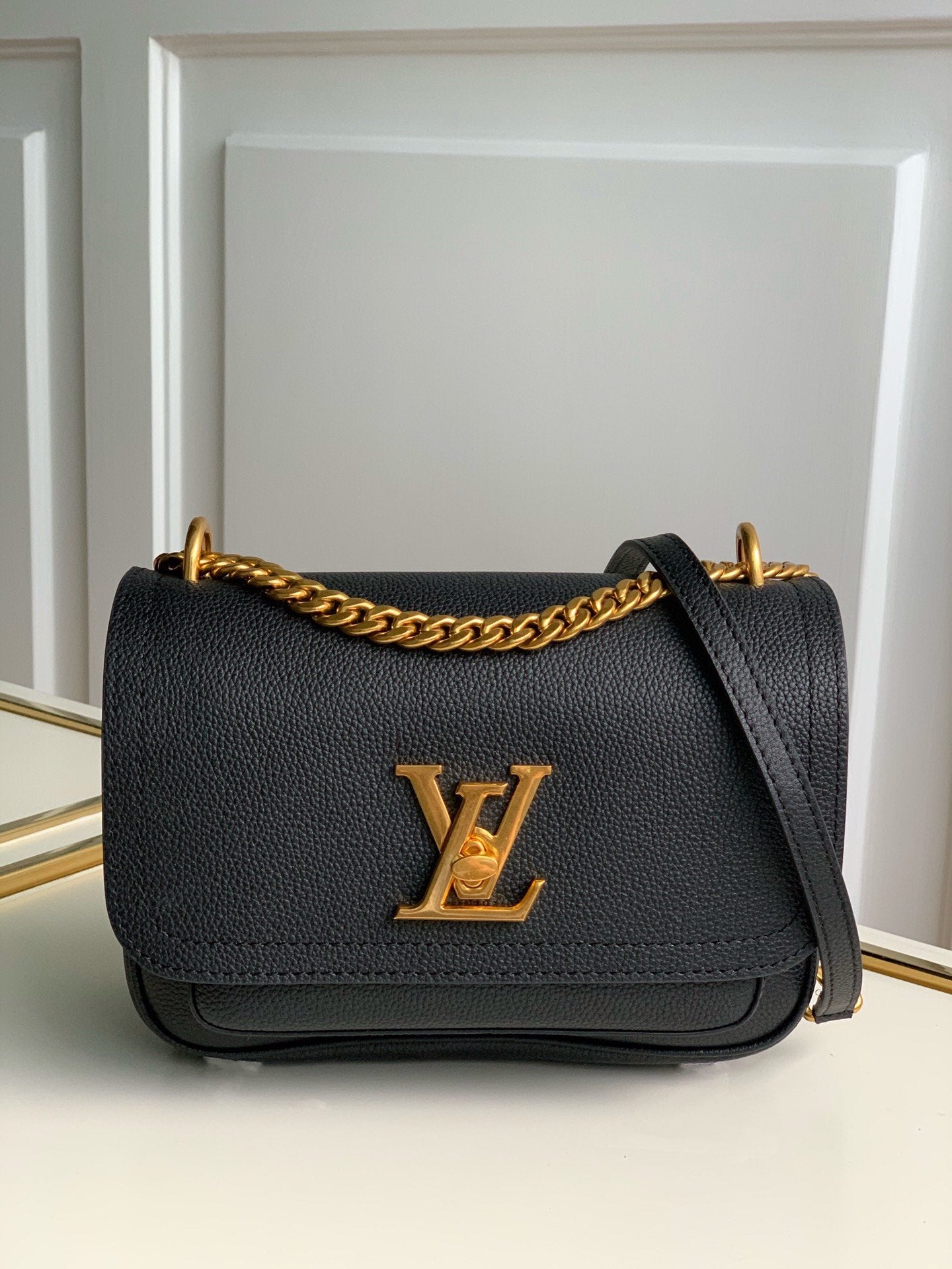 Louis Vuitton Lockme Chain 23Cm Black Bag