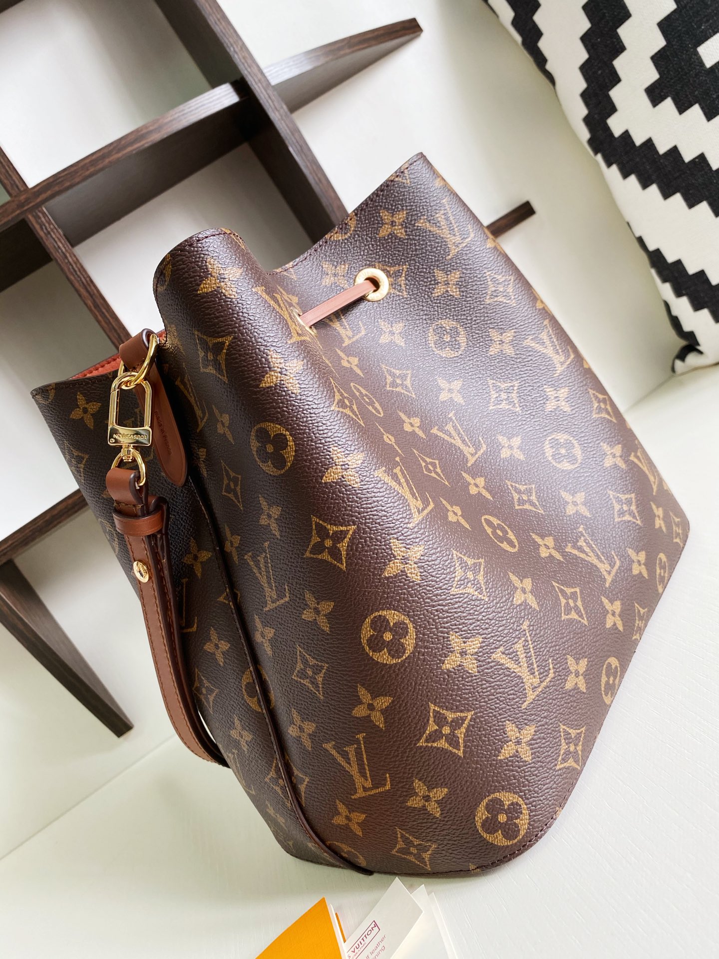 Louis Vuitton N Ono  Mm Brown M44887