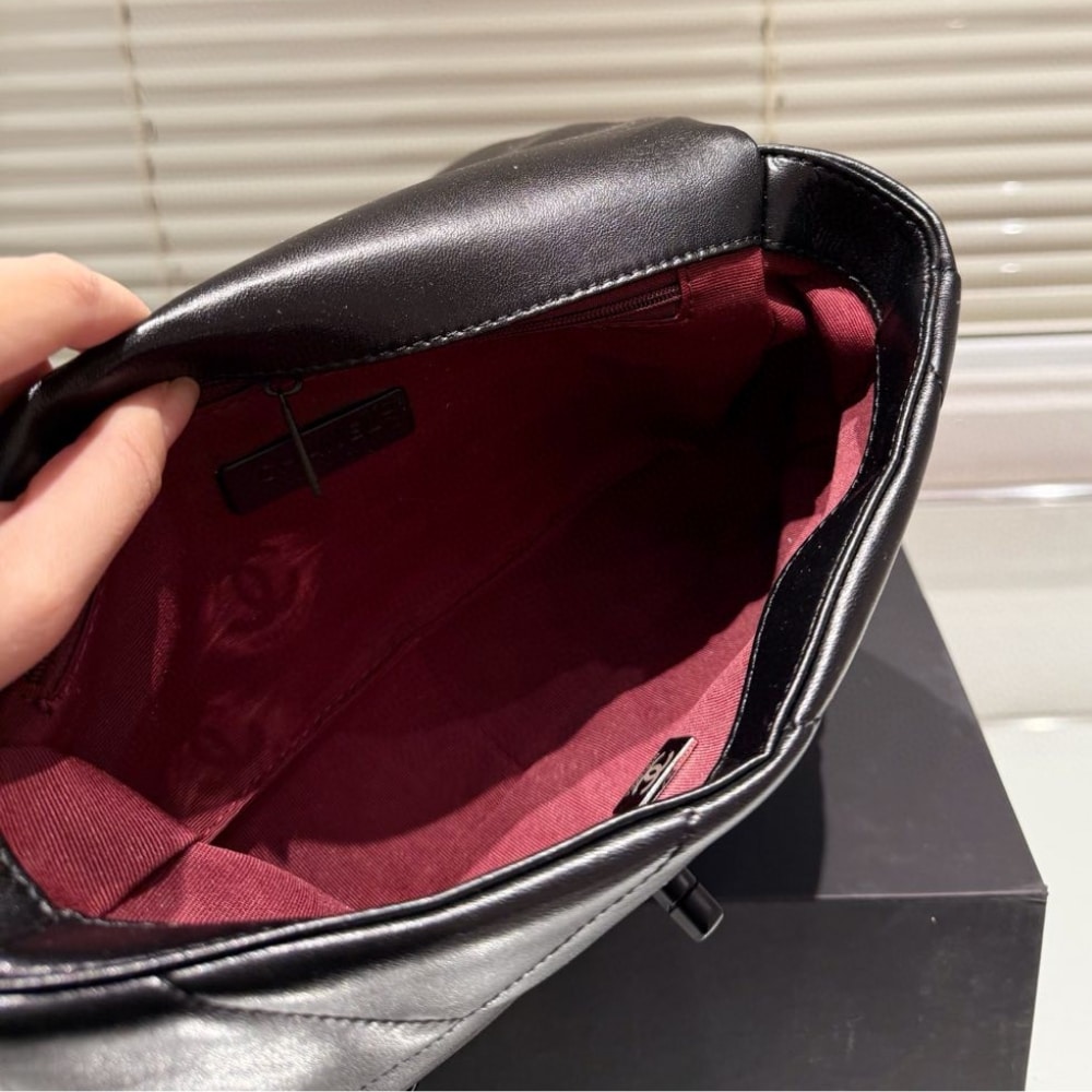 Chanel Cc Flap Bag In Black 26Cm/10.2in