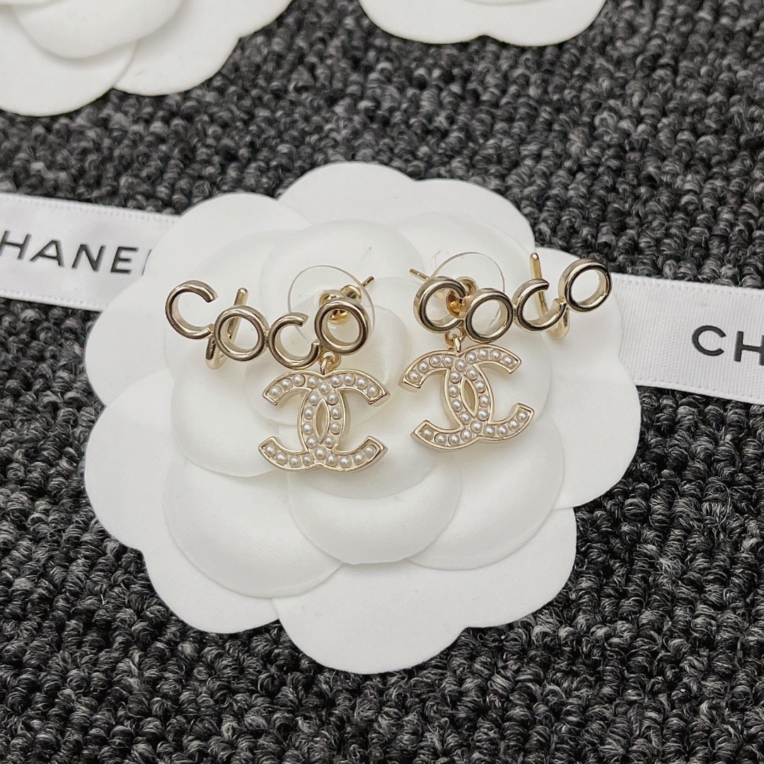 Chanel Metal Pearl Cc Coco Climber Clip On Earrings Gold