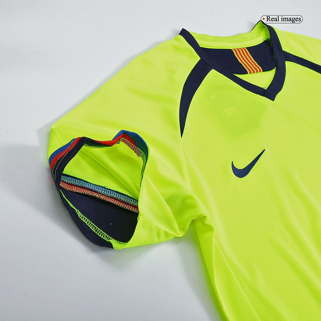 Retro Soccer Jersey Barcelona Away 2005/06