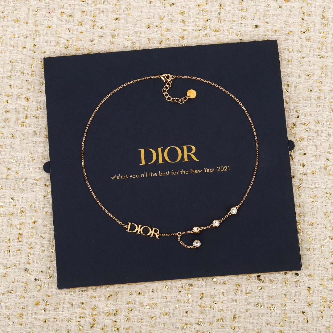 Dior letter two diamond necklace - cnluxepick