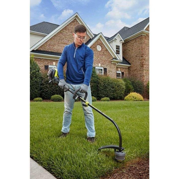 ryobi-4-Cycle 30cc Attachment Capable Curved Shaft Gas Trimmer