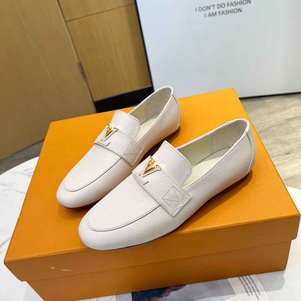 Louis Vuitton Capri Loafer Ivory