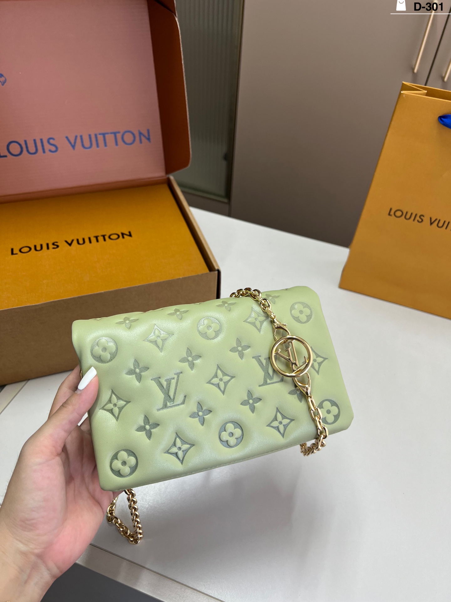 LV Gradient Green Shoulder Bag - cnluxepick