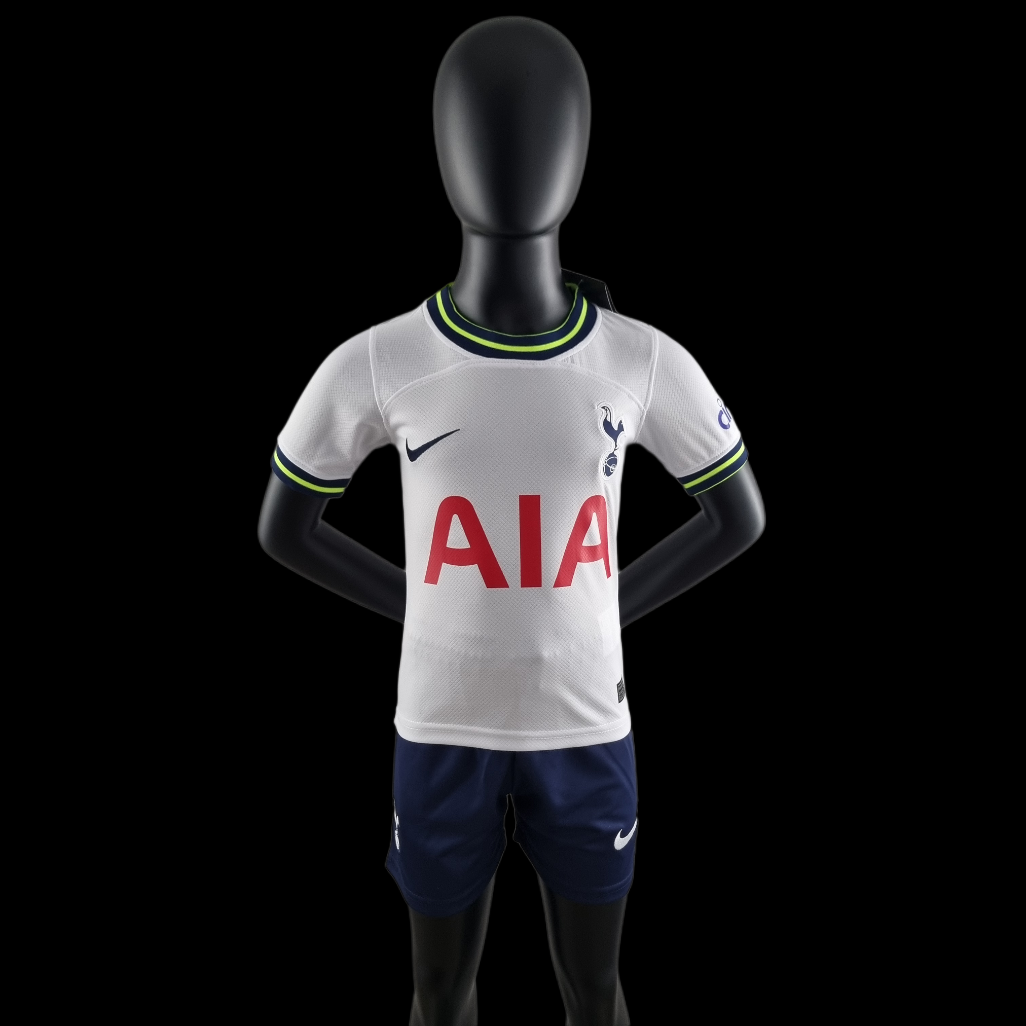 Kit Enfant Tottenham 2022/23€13.99