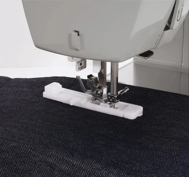 SINGER Heavy-Duty 4423 Mechanical Sewing Machine