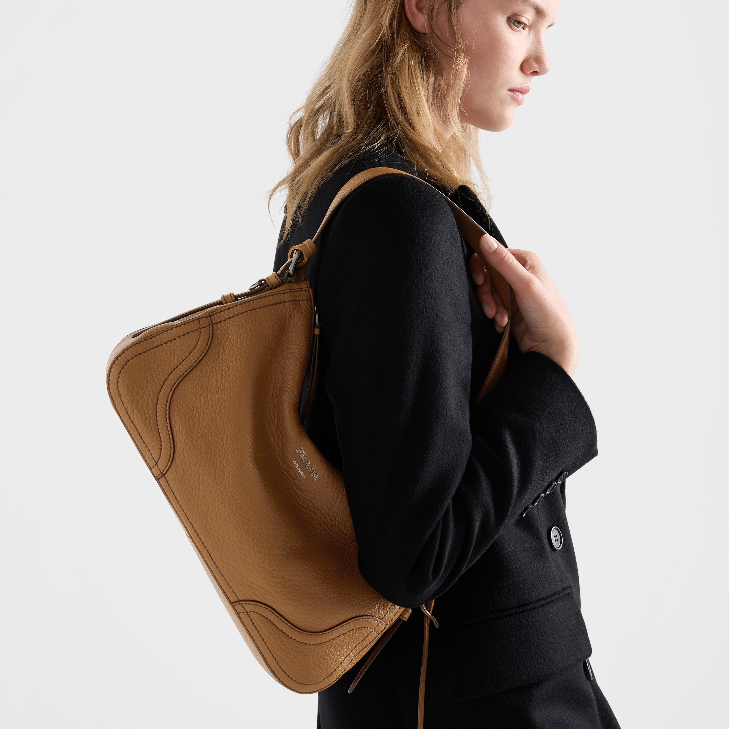 BAG(36 x 20  x 11 CM)