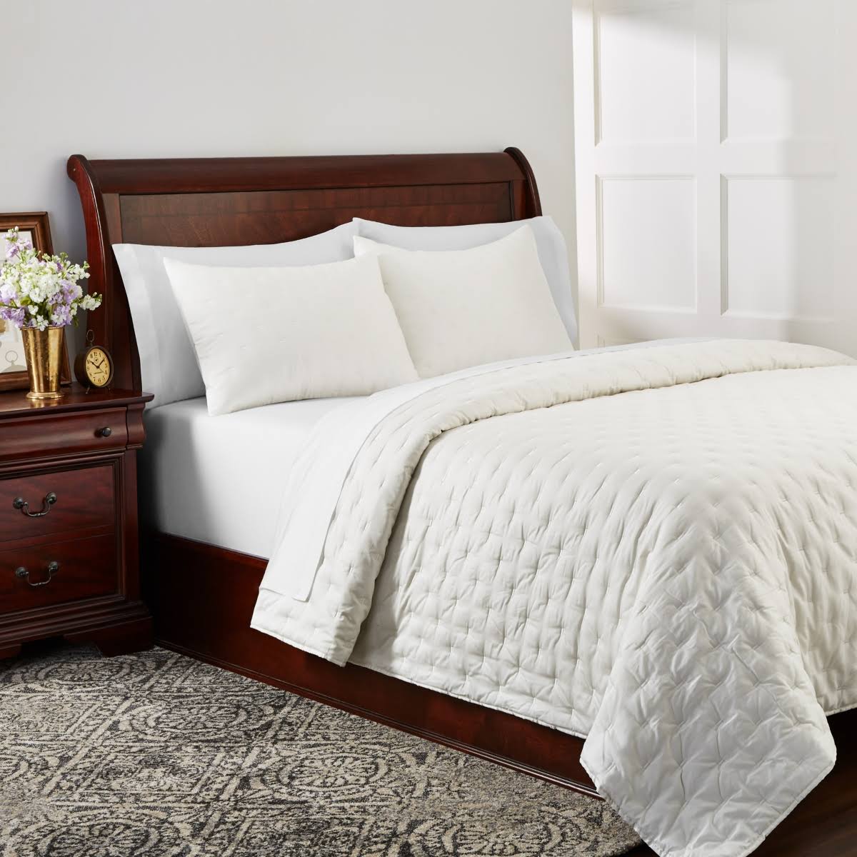 Vera Wang Luster Standard Sham - Dusk