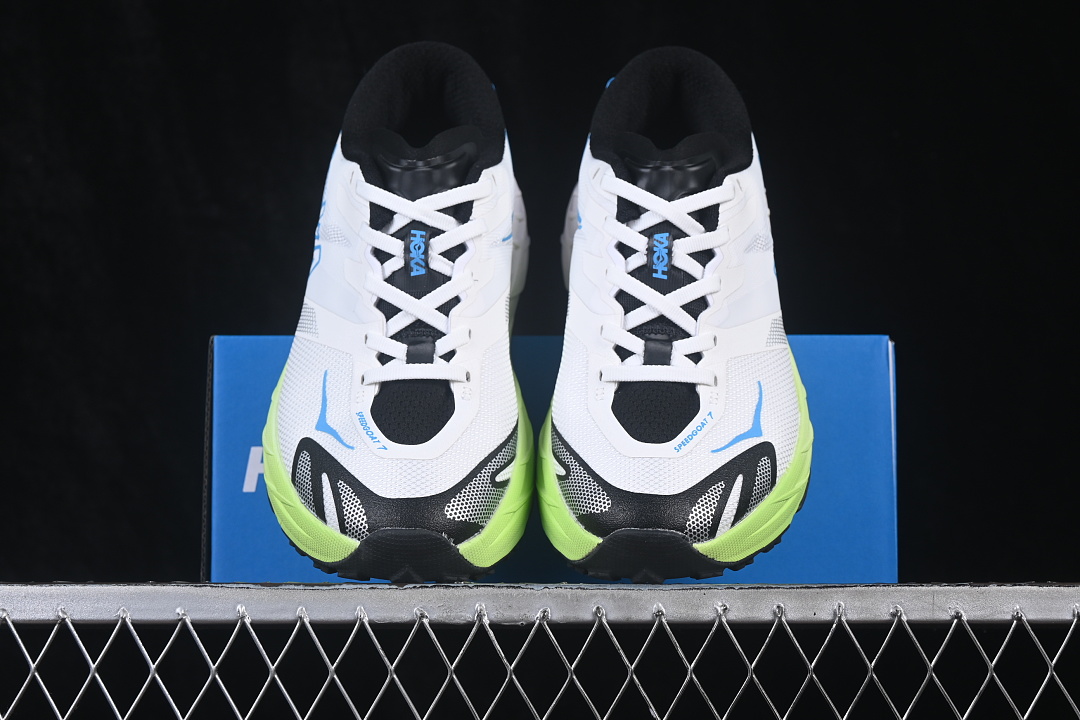 HOKA One One Speedgoat 7