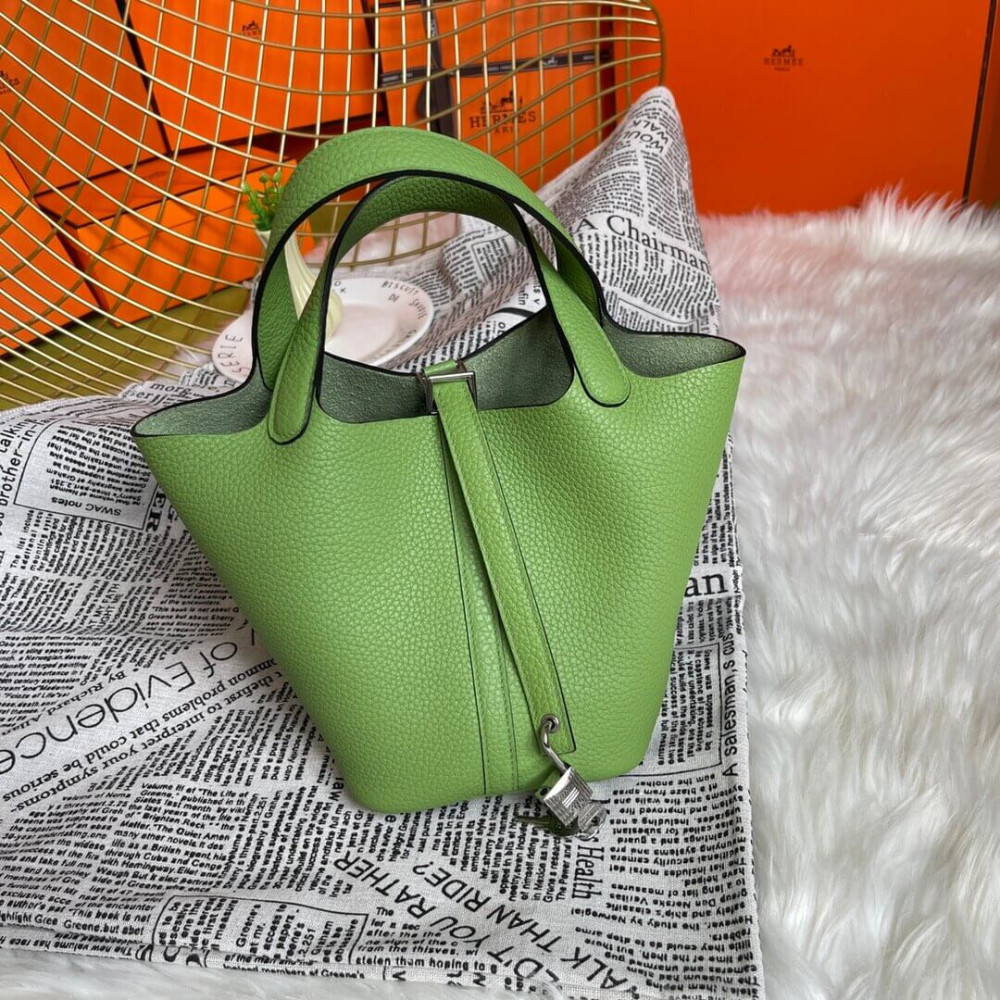 Hermes Picotin Lock Bag In Taurillon Clemence Vert Criquet 22Cm