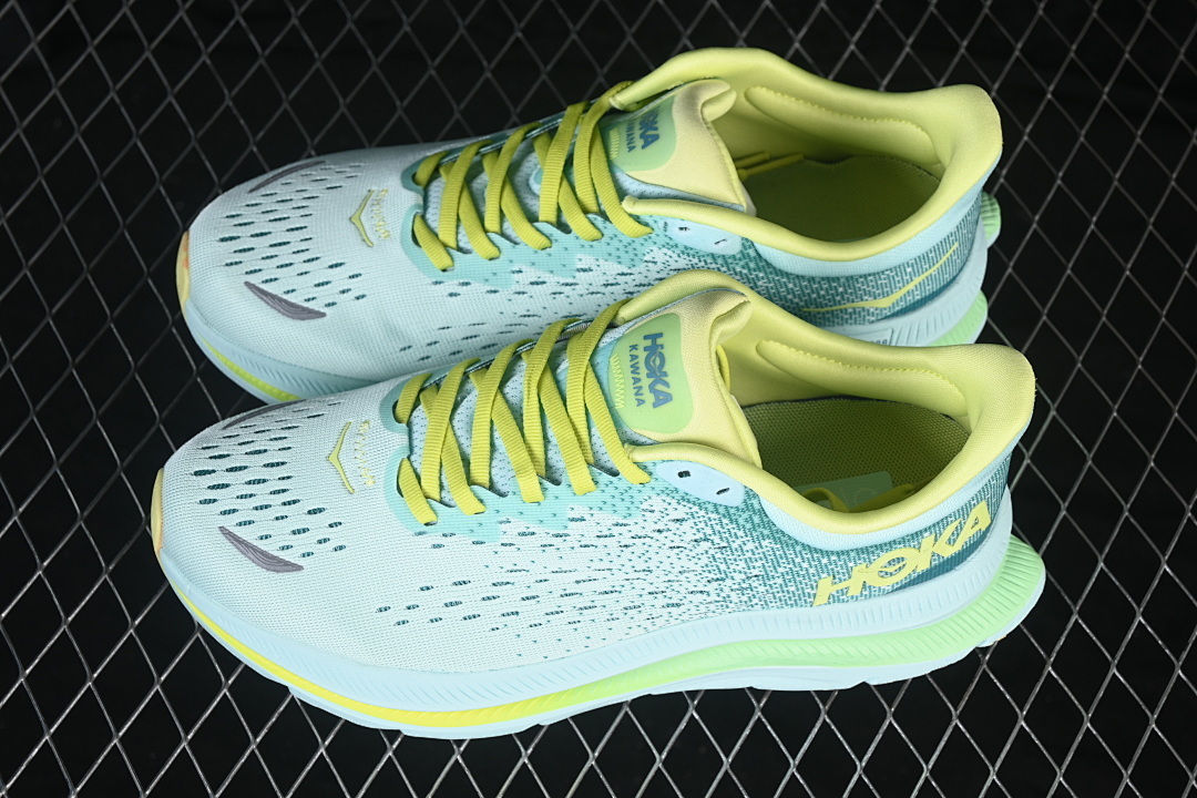 HOKA One One Kawana