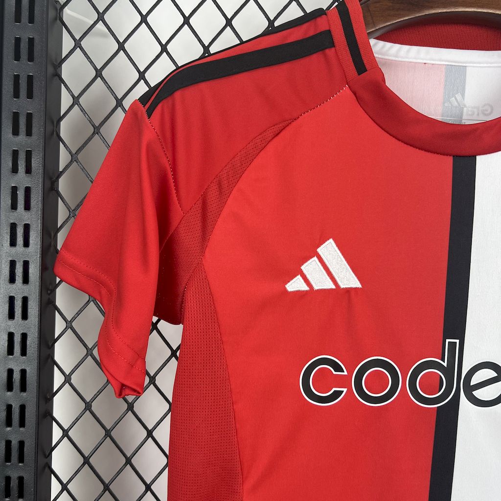 River Plate Kit Enfant Maillot Foot 2025 2026€13.99